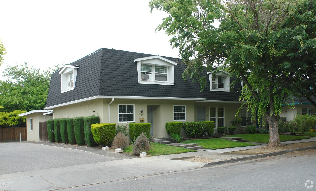 Primary Photo - 5262 Snow Dr