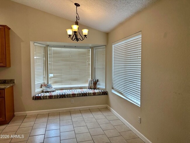 Building Photo - 240 S Laveen Dr