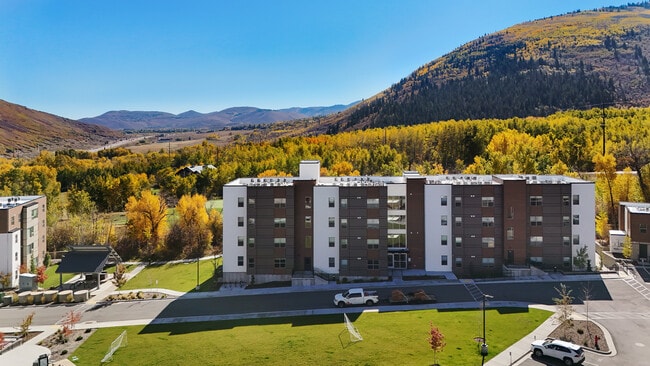 Views - Slopeside Village Apartments and Townhomes