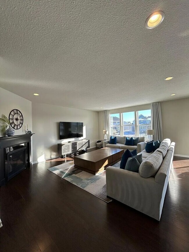 Foto del edificio - Awesome updated Plymouth home