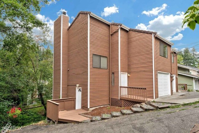 Foto del edificio - 20107 Forest Park Dr NE