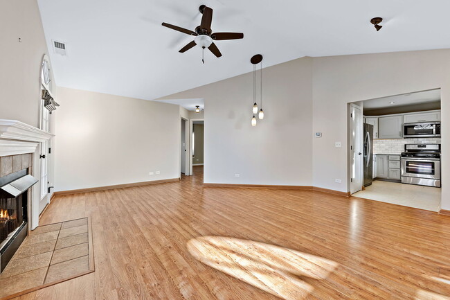 Building Photo - 908 Prospect Ct