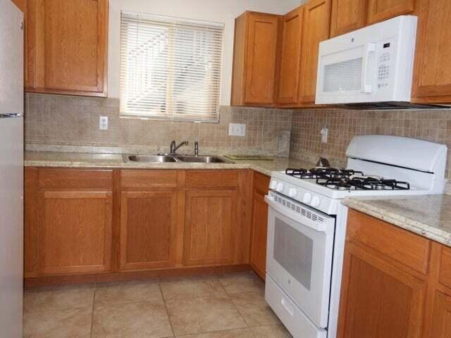 Foto del edificio - 2401 Chelwood Park Blvd NE