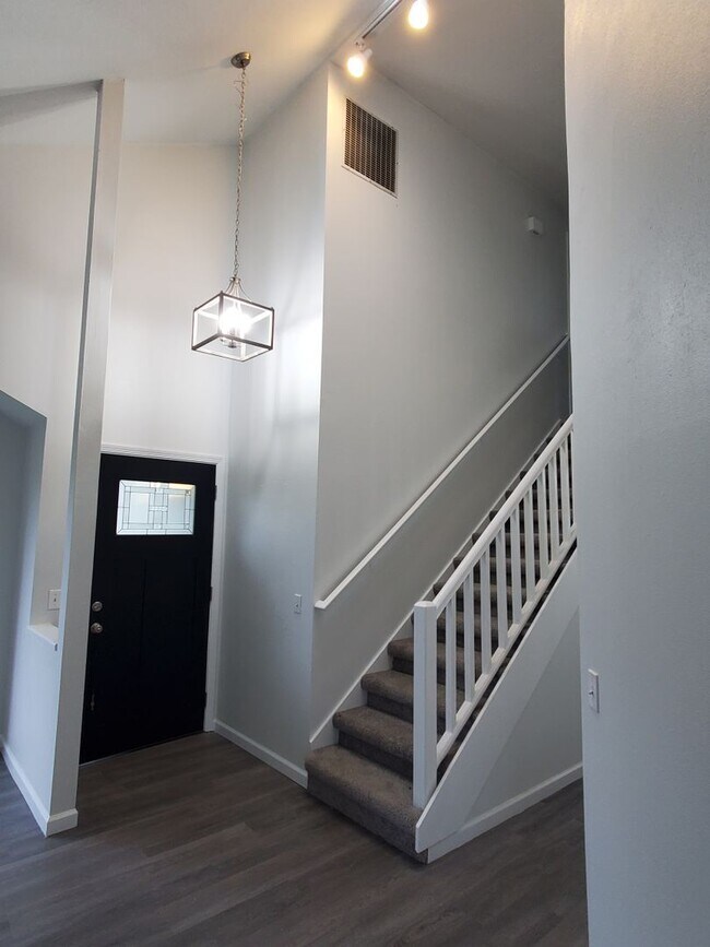 Photo - 3 bedroom - recently renovated home