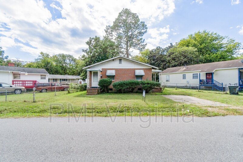 Primary Photo - 349 Ivy Home Rd