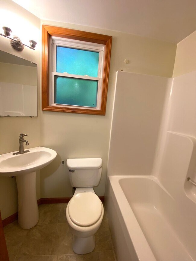 Foto del edificio - 1 Bed, 1 Bath Home for Rent in East Peoria!