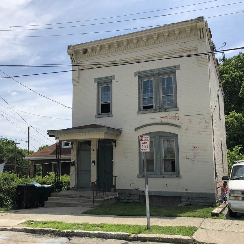 Primary Photo - 1178 Kuhlman Ave