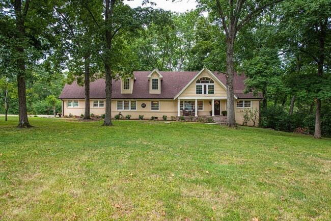 Photo - 629 Brook Hollow Rd House