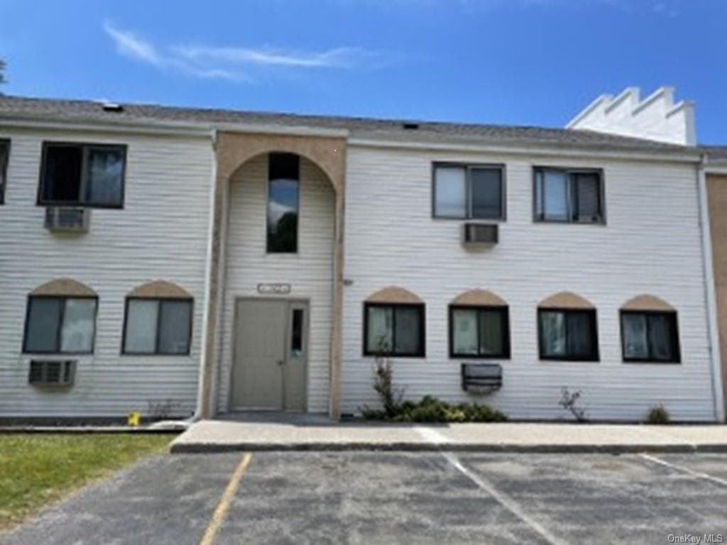 32 Scarborough Ln, Wappingers Falls, NY 12590 Condo for Rent in