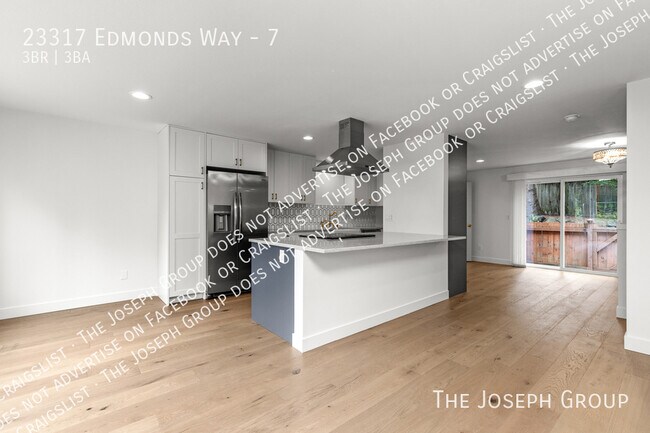 Foto del edificio - 23317 Edmonds Way