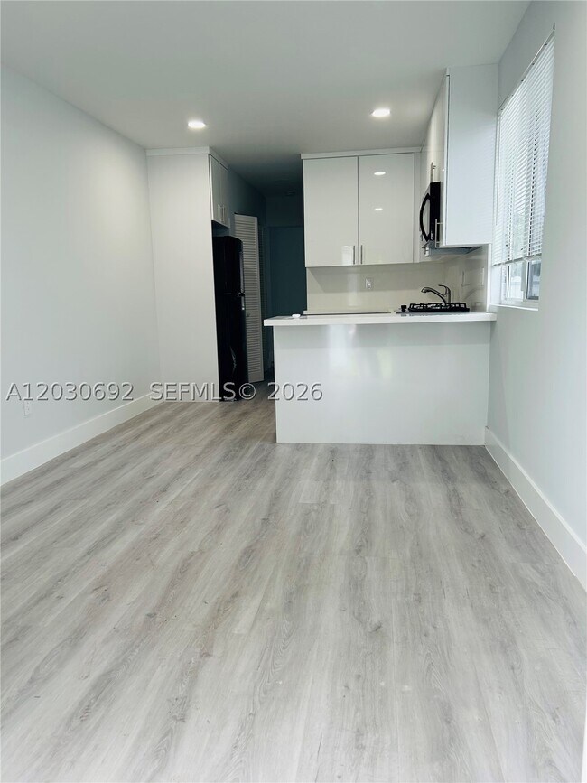 Building Photo - 55 SW 63rd Ct