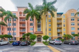 Building Photo - 19601 E Country Club Dr