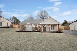 Building Photo - 2336 Eveningview Dr