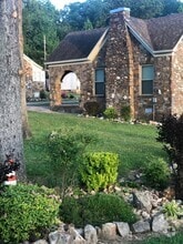 Building Photo - 9001 Colonel Glenn Rd