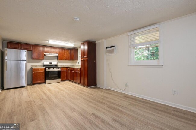 Foto del edificio - 3454 Rockbridge Rd SW
