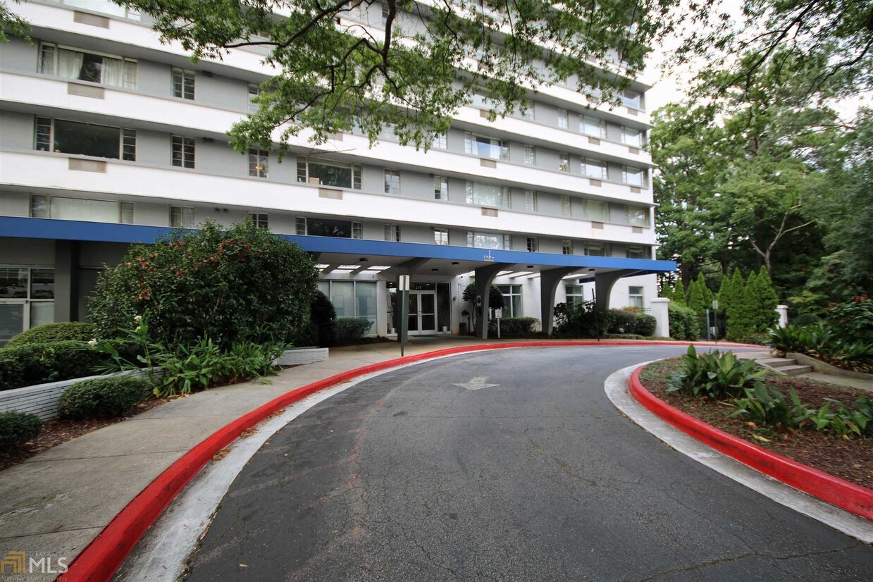 374 West Paces Ferry Rd NW, Atlanta, GA 30305 House for Rent in