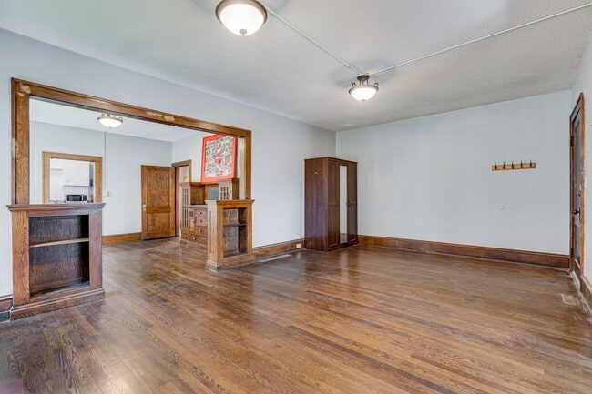 Building Photo - 3436 Stevens Ave