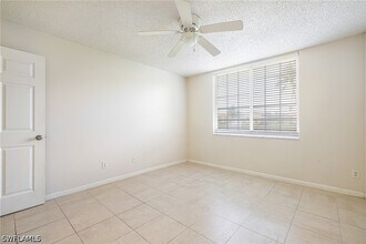 Building Photo - 1265 Wildwood Lakes Blvd
