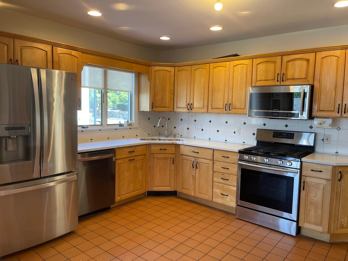 Photo - 46 Lowell St (Lexington, MA)