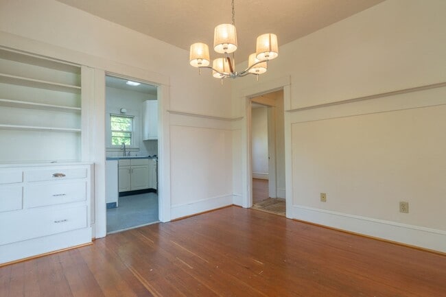 Foto del edificio - 5534 N Missouri Ave