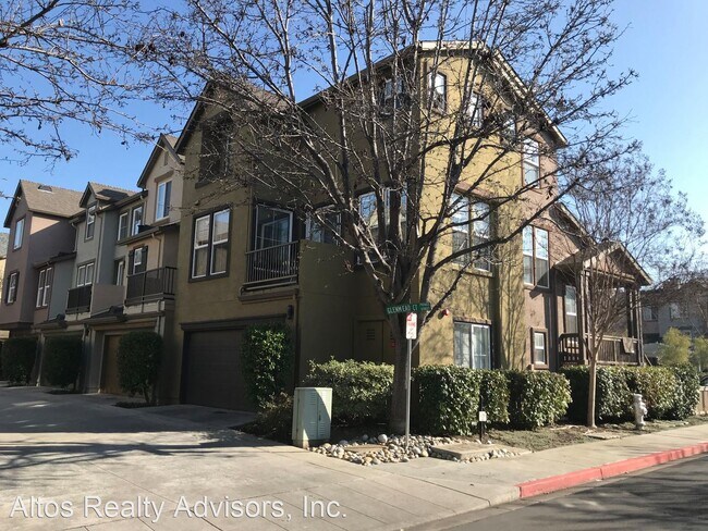 Building Photo - 3 br, 3 bath House - 81 Glenmead Court