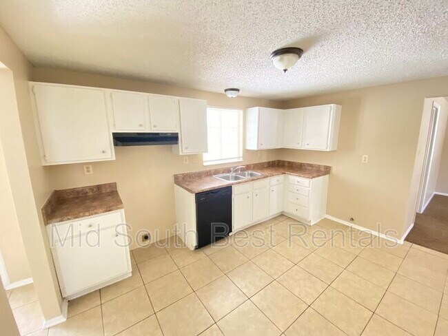 Foto del edificio - 7425 Doncaster Ln