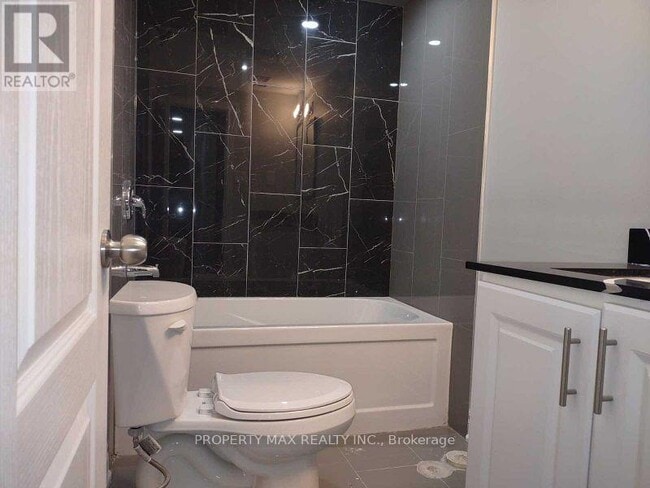 Building Photo - 117 Luella Crescent