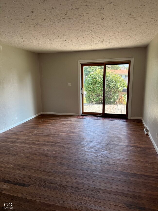 Building Photo - 2173 Newcomer Ln