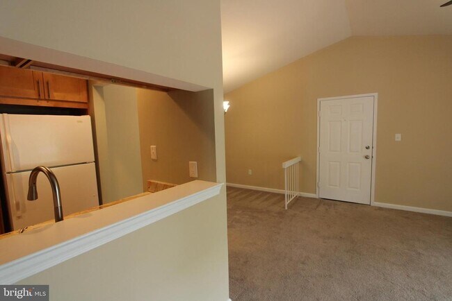 Foto del edificio - 8604 Shadwell Dr