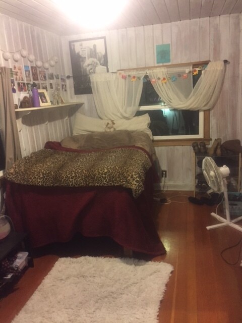 Foto del edificio - 235 Foothill Blvd