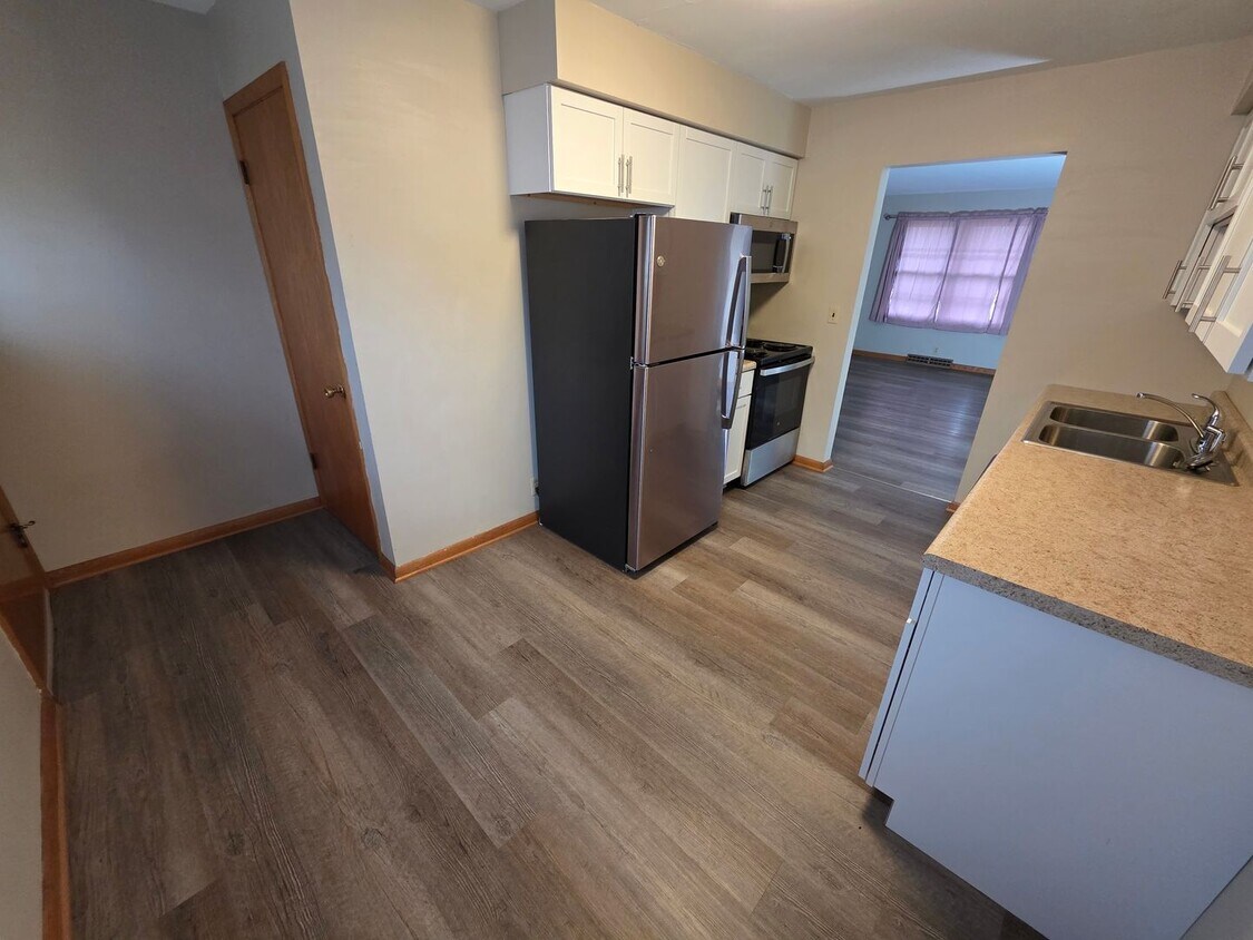 Foto principal - 1501/1503 Harding Ave