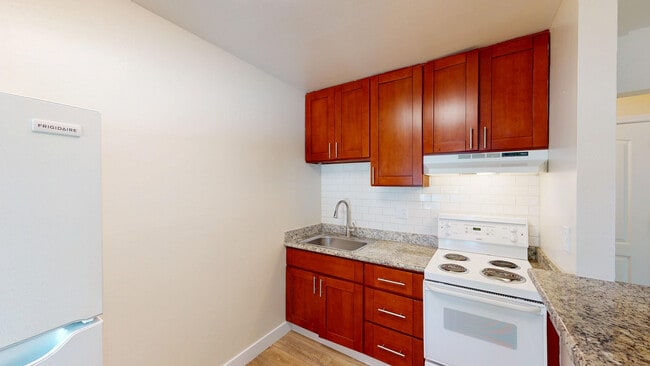 Building Photo - 15495 Marty Dr