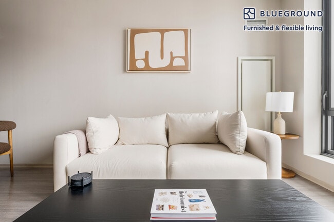 Building Photo - 1 Nashua St