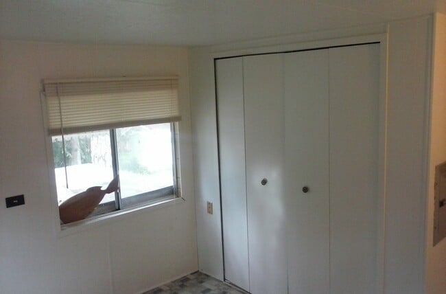 Foto del edificio - 17307 Brinkerhoff Ln