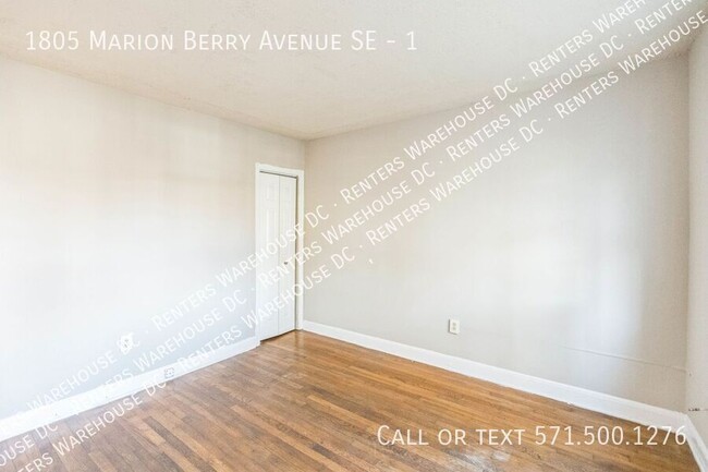 Building Photo - Spacious 1Bd/1Bth + Den apartment – Prime ...