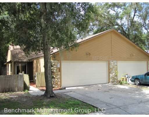 Primary Photo - 909 Robinhood Ct