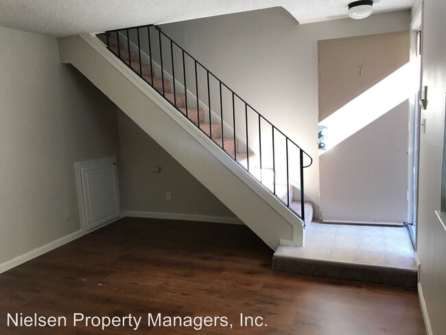Building Photo - 1421 D St