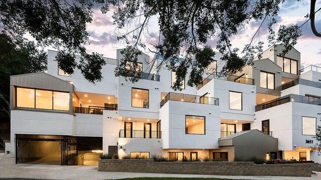 Building Photo - 3651 Regal Pl