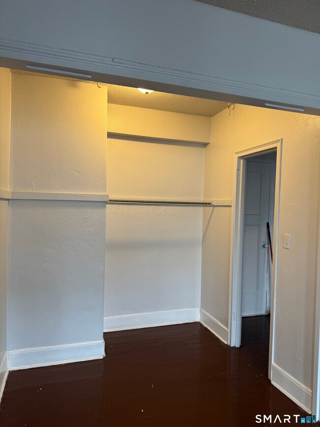 Foto del edificio - 144 Grove St