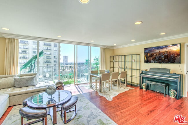 Foto del edificio - 2160 Century Park E