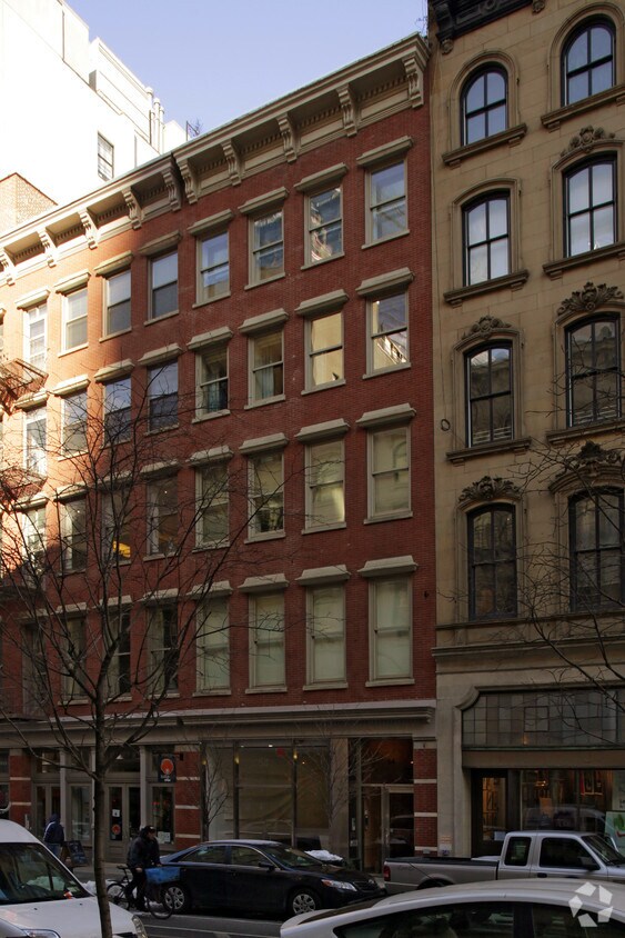 Foto del edificio - 54 Warren St