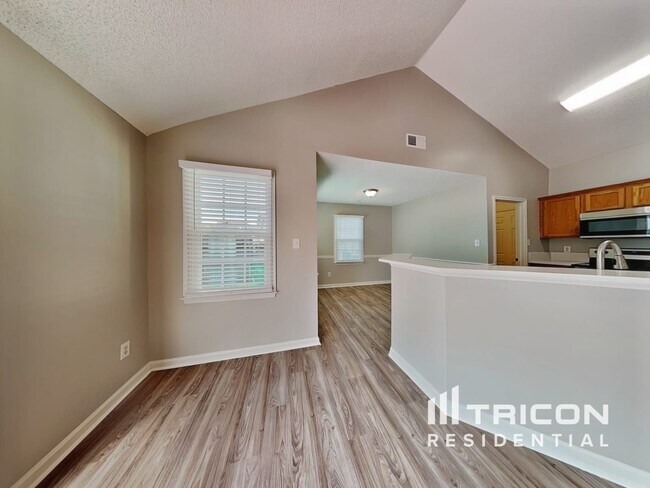 Foto del edificio - 14426 Planters Knob Ln