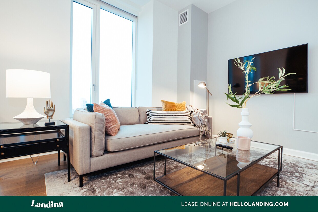 Foto principal - 4150 Marathon St