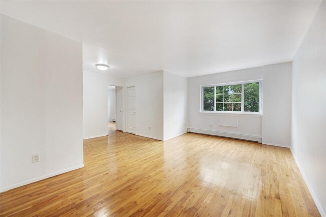 Building Photo - 31 Fero St