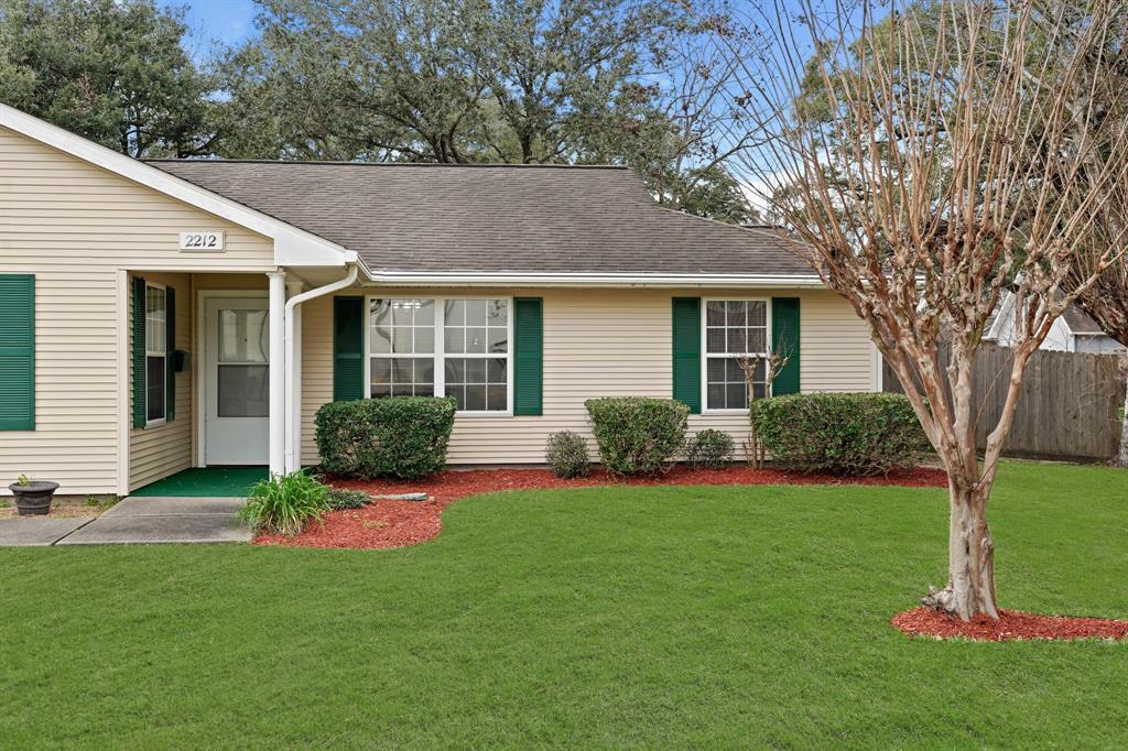 Foto principal - 2212 N Grand Blvd