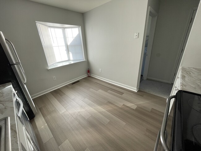 Building Photo - 840 Woodcrest Turn