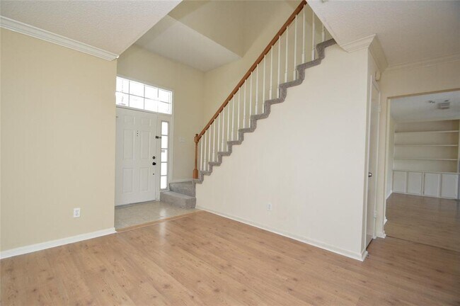 Building Photo - 2607 Woodstream Blvd