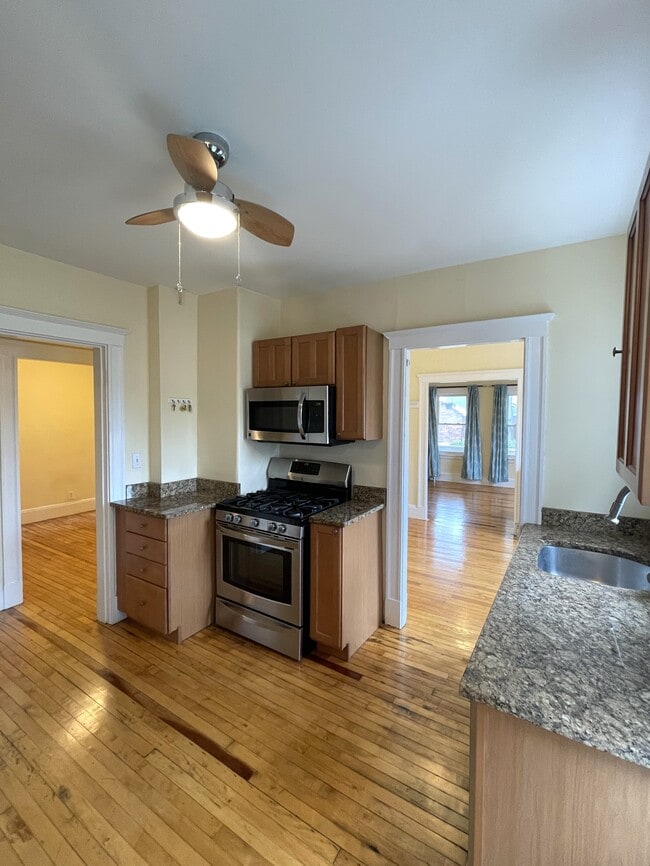 Building Photo - 22 Tafthill Ter