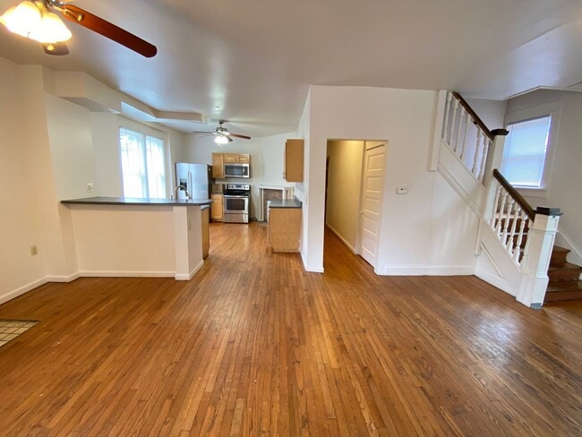 Building Photo - 155 Frambes Ave