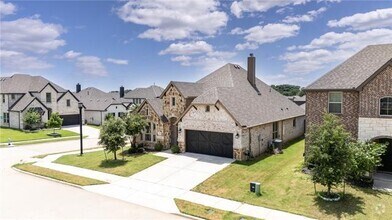 Building Photo - 220 Lake Cove Dr